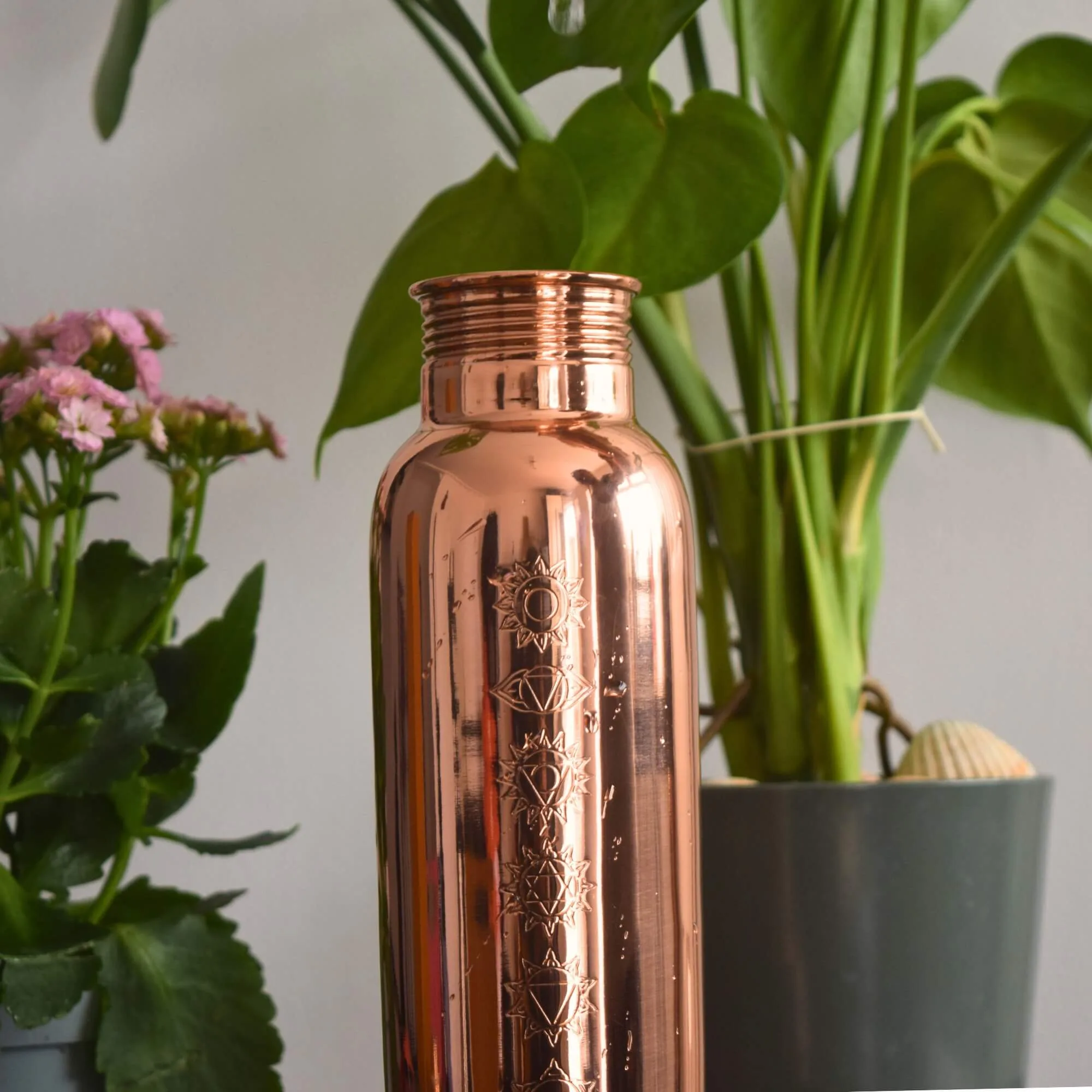 7 Chakra Copper Water Bottle 1L | Hand Etched Crown to Root | Yoga Gift For Her | UK Stock - Image 5